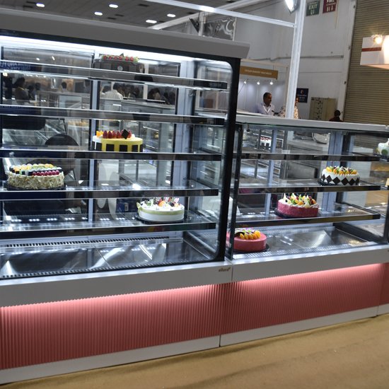 23 Cake Display ideas | cake display, bakery display, bakery